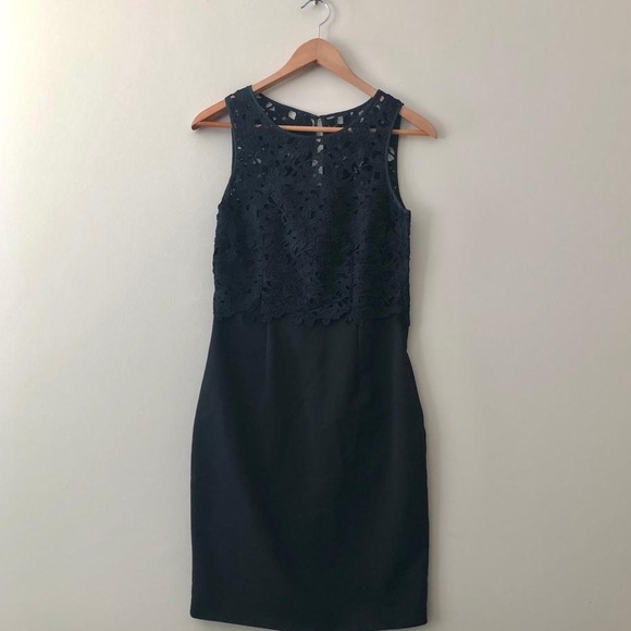 Beautiful black floral H&M dress - Picture 4 of 10